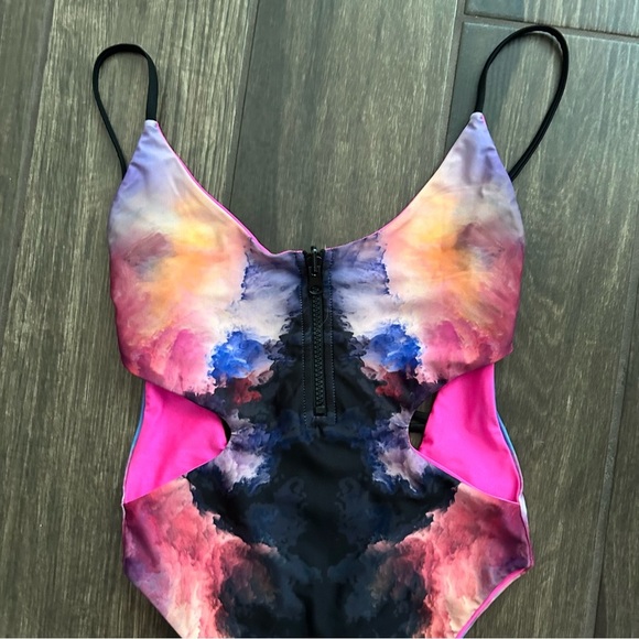 Satellite Island One Piece Swimsuit in Galaxy/Flamingo Reversible Sz S - Picture 5 of 6